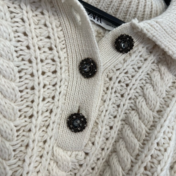 Zara Chunky Wool Blend Knit Collar Half Jeweled Large Button Cable-knit Sweater - Picture 3 of 7